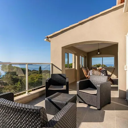 Villa Le Palmier 10 Personnes Piscine, Vue Mer, *